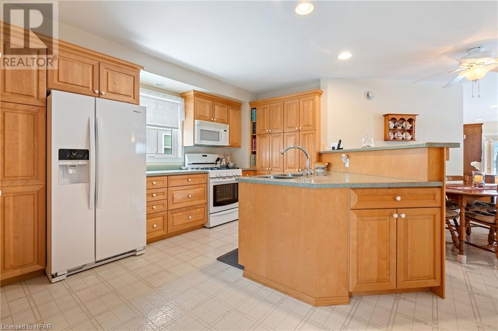 301 Bethune Crescent, Goderich, Ontario  N7A 4M6 - Photo 6 - 40531166