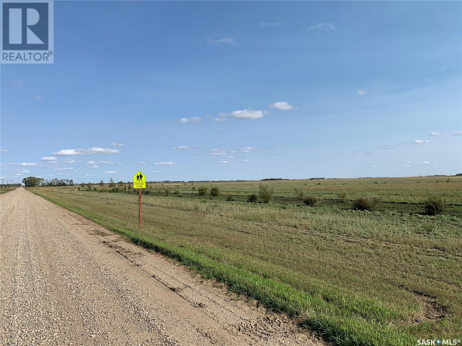 624 Grid Road, Emerald Park, Saskatchewan  S4L 0B8 - Photo 14 - SK952937