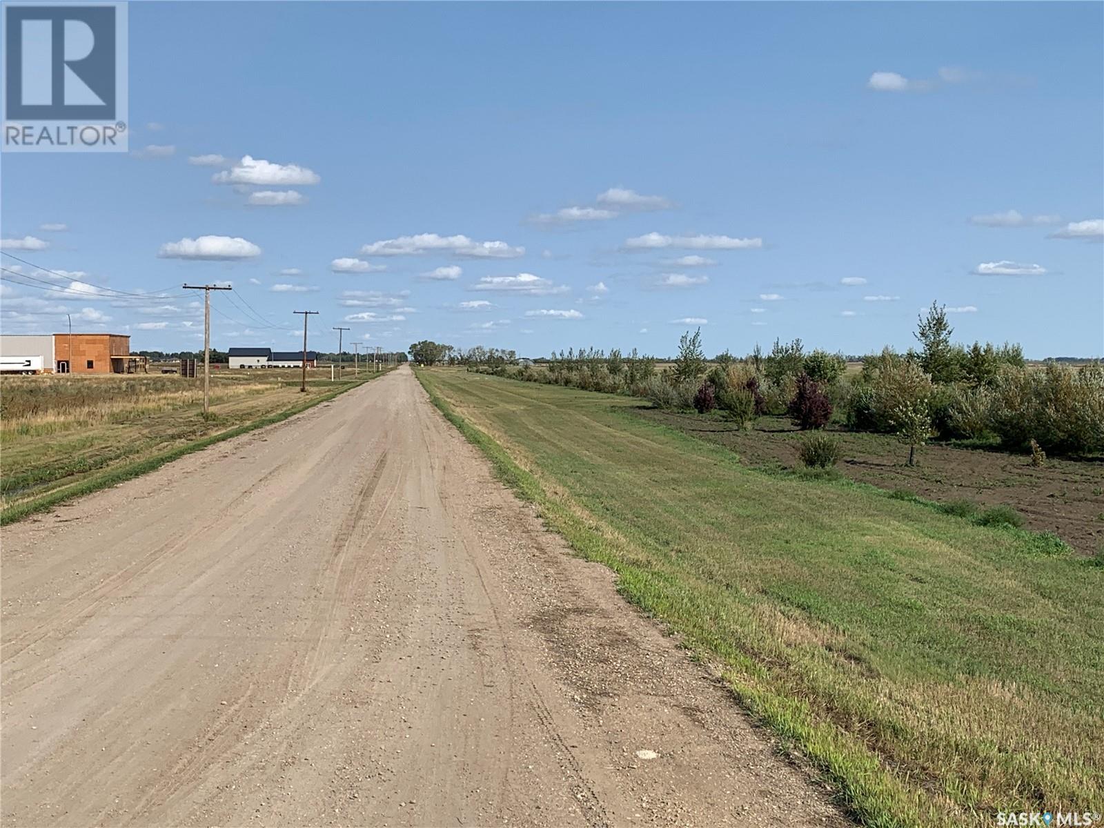 624 Grid Road, Emerald Park, Saskatchewan  S4L 0B8 - Photo 12 - SK952937