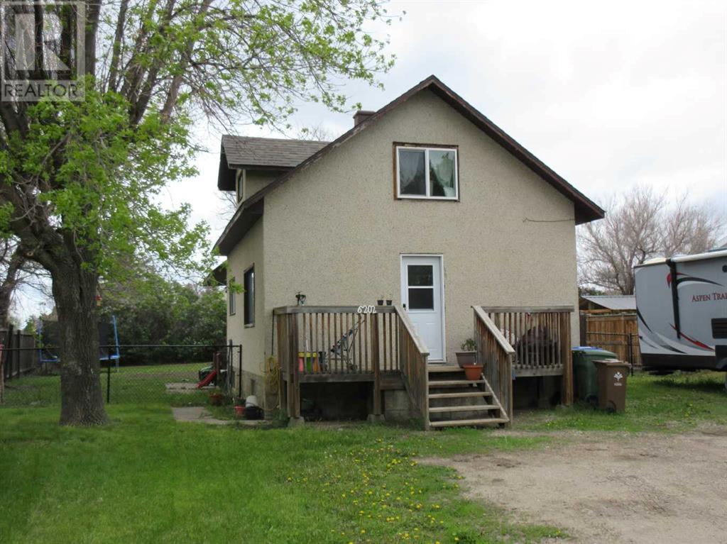 6202 50 Street, Taber, Alberta  T1G 1J5 - Photo 1 - A2102907