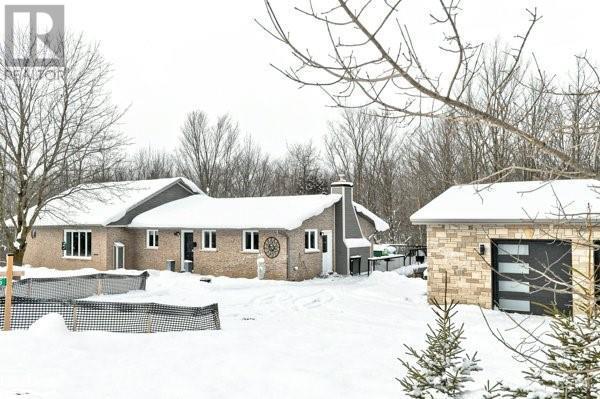 587285 9TH SIDE Road, the blue mountains, Ontario