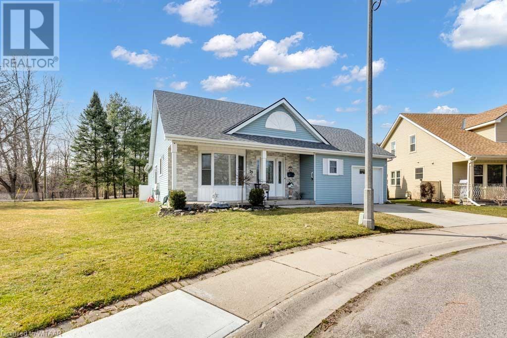 25 Sinclair Drive, Tillsonburg, Ontario  N4G 5L7 - Photo 2 - 40528124