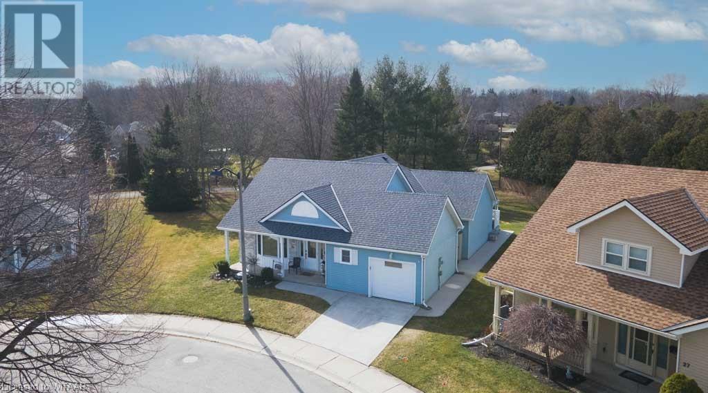 25 Sinclair Drive, Tillsonburg, Ontario  N4G 5L7 - Photo 3 - 40528124