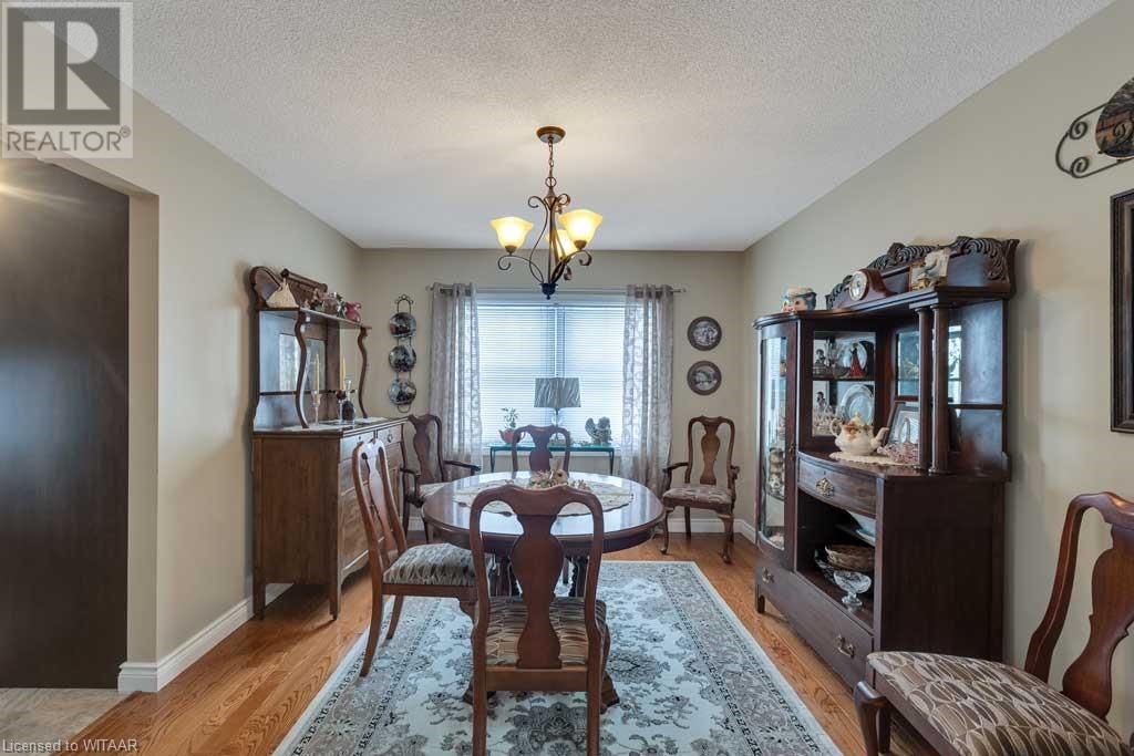 25 Sinclair Drive, Tillsonburg, Ontario  N4G 5L7 - Photo 8 - 40528124