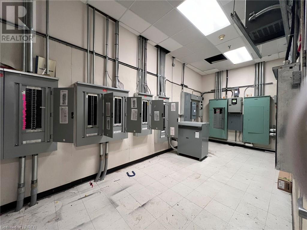 390 Lakeshore Drive, North Bay, Ontario  P1A 2C7 - Photo 38 - 40523457