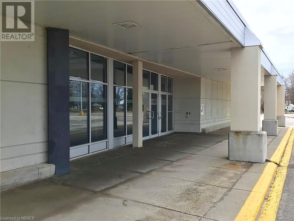 390 Lakeshore Drive, North Bay, Ontario  P1A 2C7 - Photo 4 - 40523457