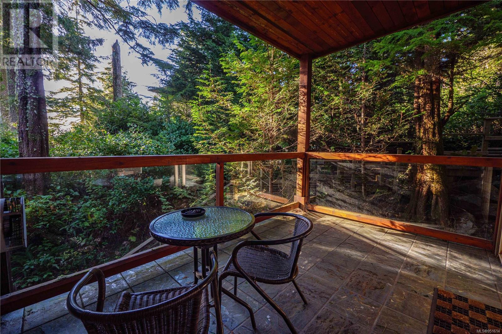 330 Reef Point Rd, Ucluelet, British Columbia  V0R 3A0 - Photo 47 - 951614