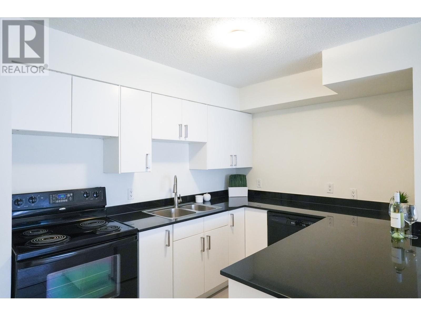 303 1050 Jervis Street, Vancouver, British Columbia  V6E 2C1 - Photo 13 - R2843381