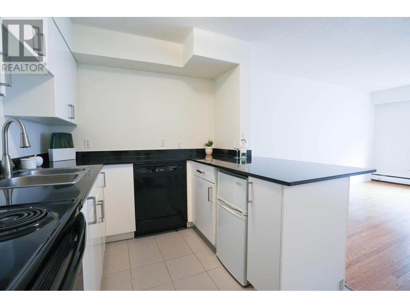 303 1050 Jervis Street, Vancouver, British Columbia  V6E 2C1 - Photo 14 - R2843381