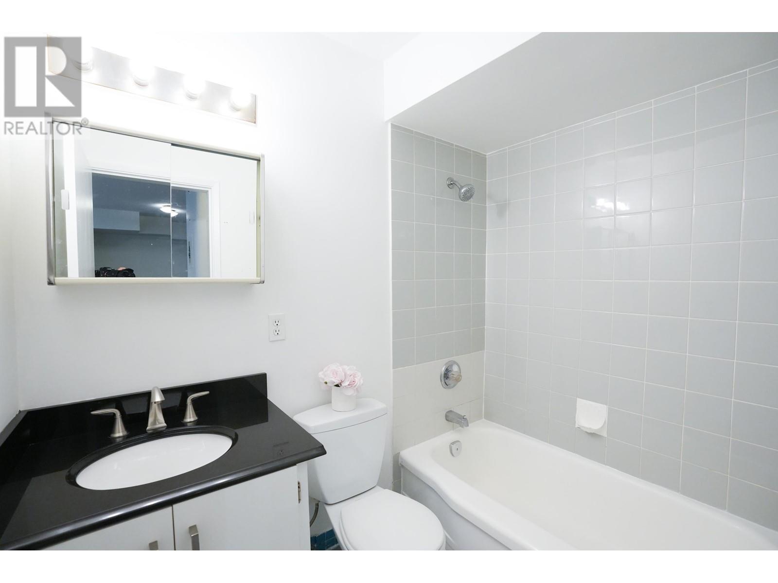303 1050 Jervis Street, Vancouver, British Columbia  V6E 2C1 - Photo 7 - R2843381