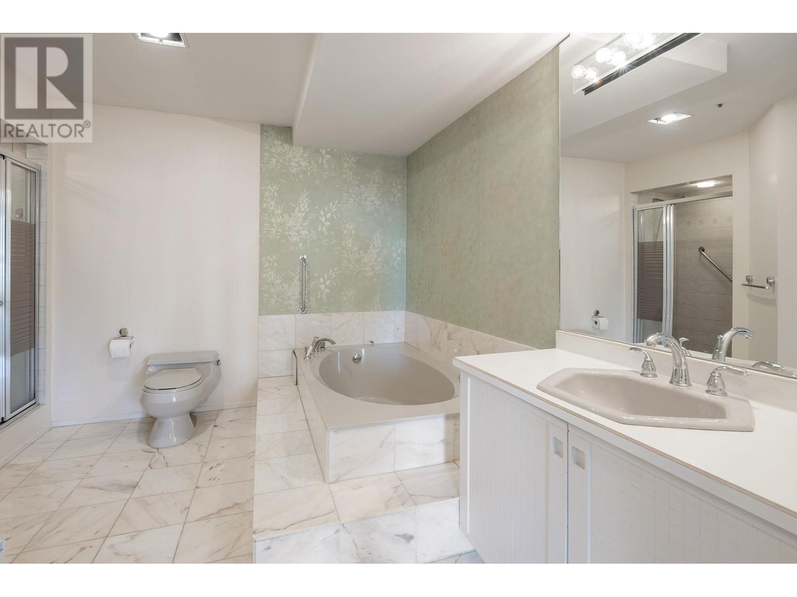 208 2433 Bellevue Avenue, West Vancouver, British Columbia  V7V 1E1 - Photo 16 - R2843432