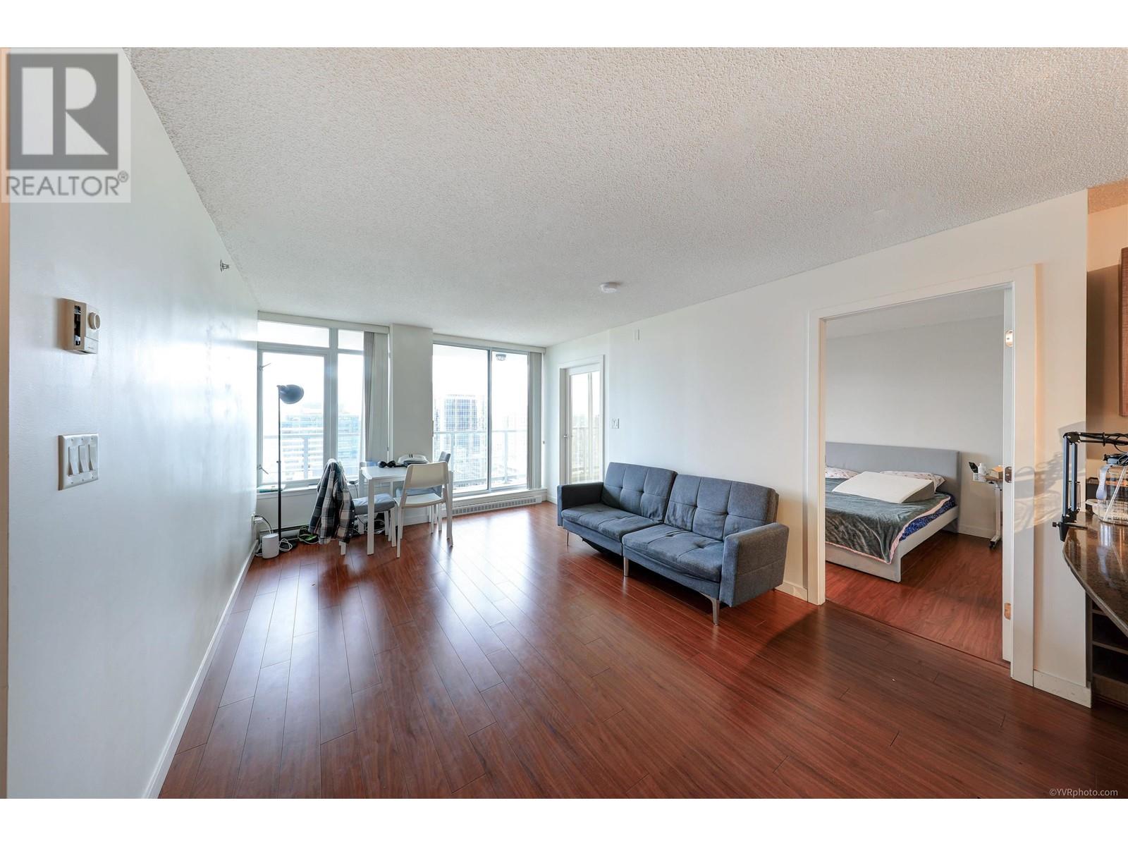 Listing Picture 8 of 11 : 2611 610 GRANVILLE STREET, Vancouver / 溫哥華 - 魯藝地產 Yvonne Lu Group - MLS Medallion Club Member