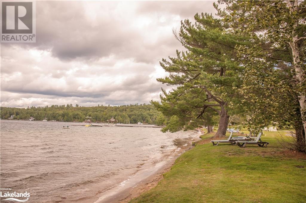 3876 Muskoka Road 118 Unit# Sandfield 2 Week 10, Port Carling, Ontario  P0B 1J0 - Photo 2 - 40529583