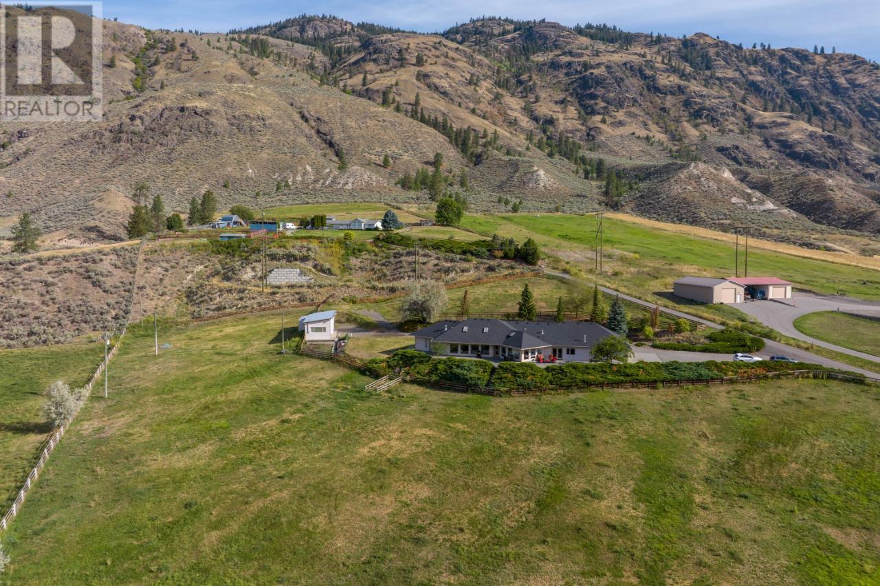 3361 Shuswap Road E, Kamloops, British Columbia  V2H 1T2 - Photo 2 - 176387
