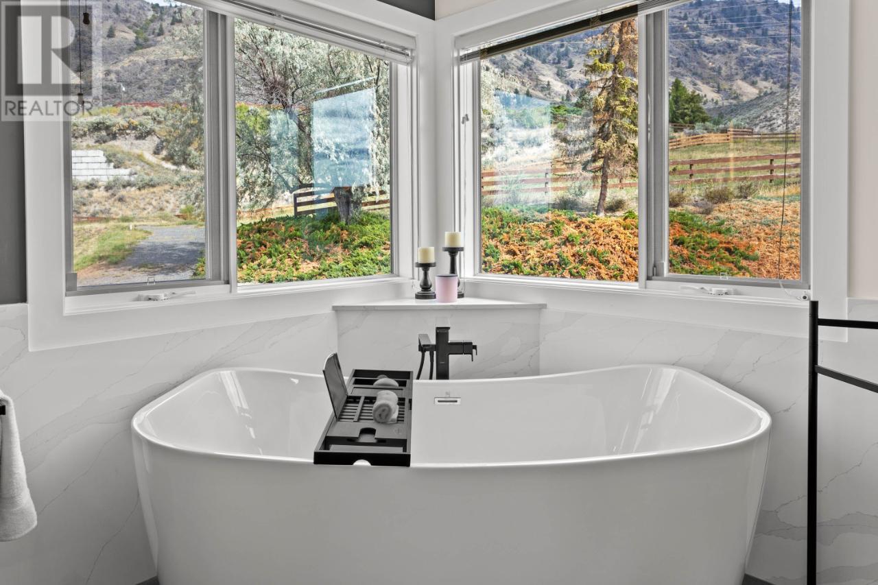 3361 Shuswap Road E, Kamloops, British Columbia  V2H 1T2 - Photo 25 - 176387