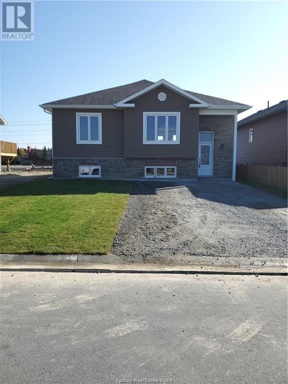 4343 Larocque Avenue, Val Caron, Ontario  P3P 1A3 - Photo 1 - 2114917