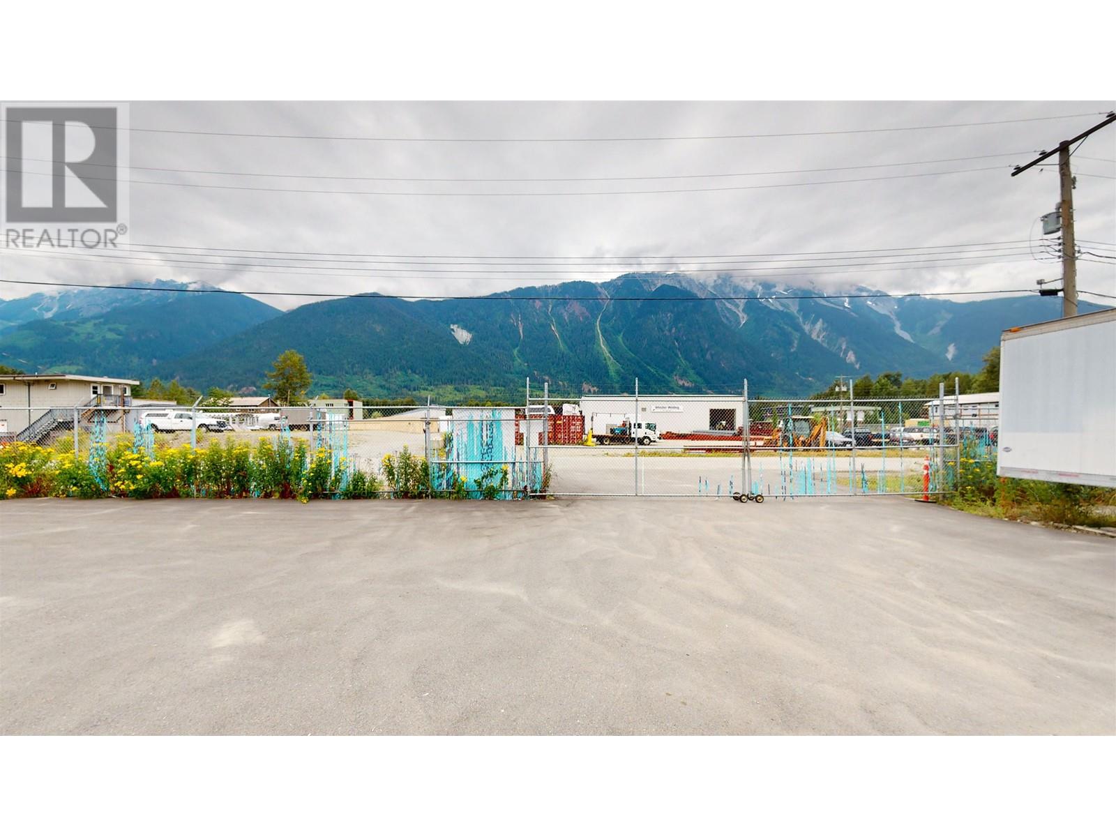 1937 Timberlane Road, Pemberton, British Columbia  V0N 2L0 - Photo 17 - C8056987