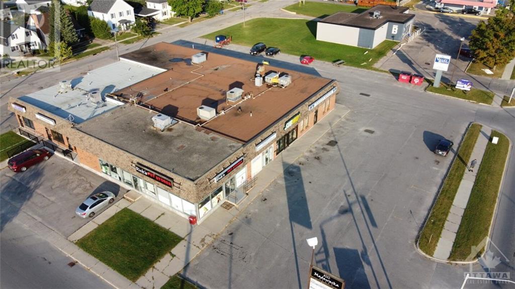 100 Madawaska Boulevard Unit#6, Arnprior, Ontario  K7S 1S7 - Photo 4 - 1374870
