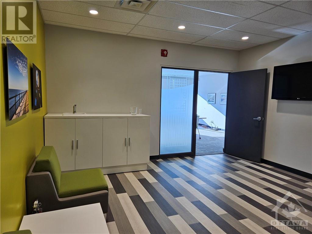 2283 St Laurent Boulevard Unit#305, Ottawa, Ontario  K1G 5A2 - Photo 12 - 1374119