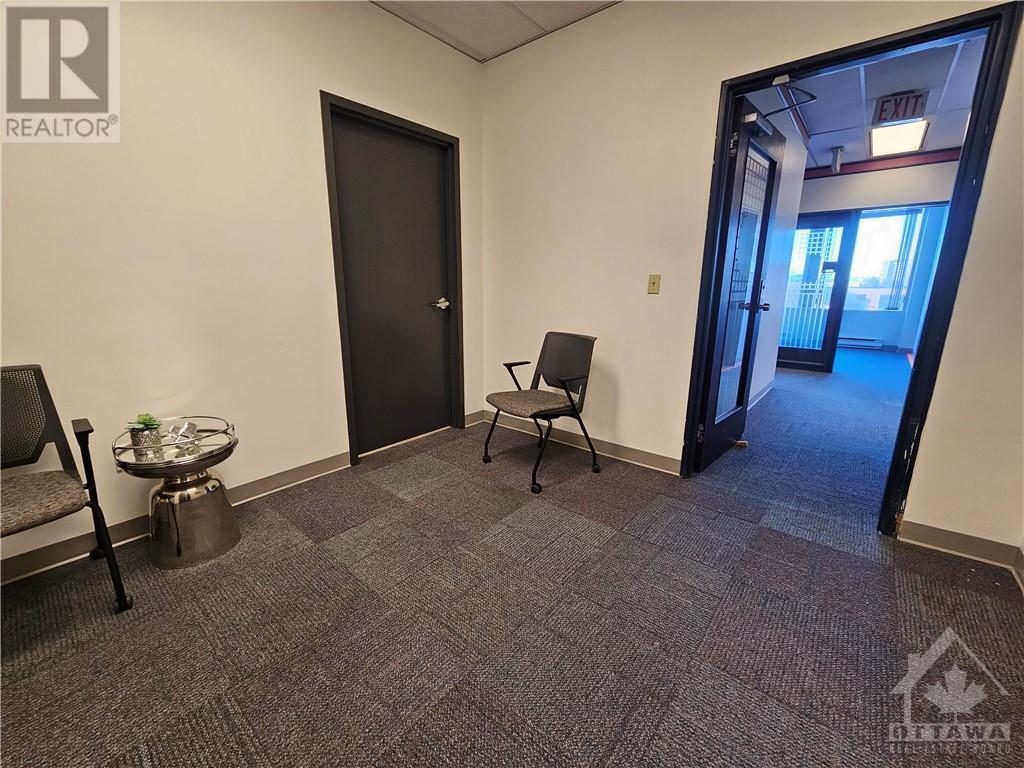 2283 St Laurent Boulevard Unit#305, Ottawa, Ontario  K1G 5A2 - Photo 2 - 1374119