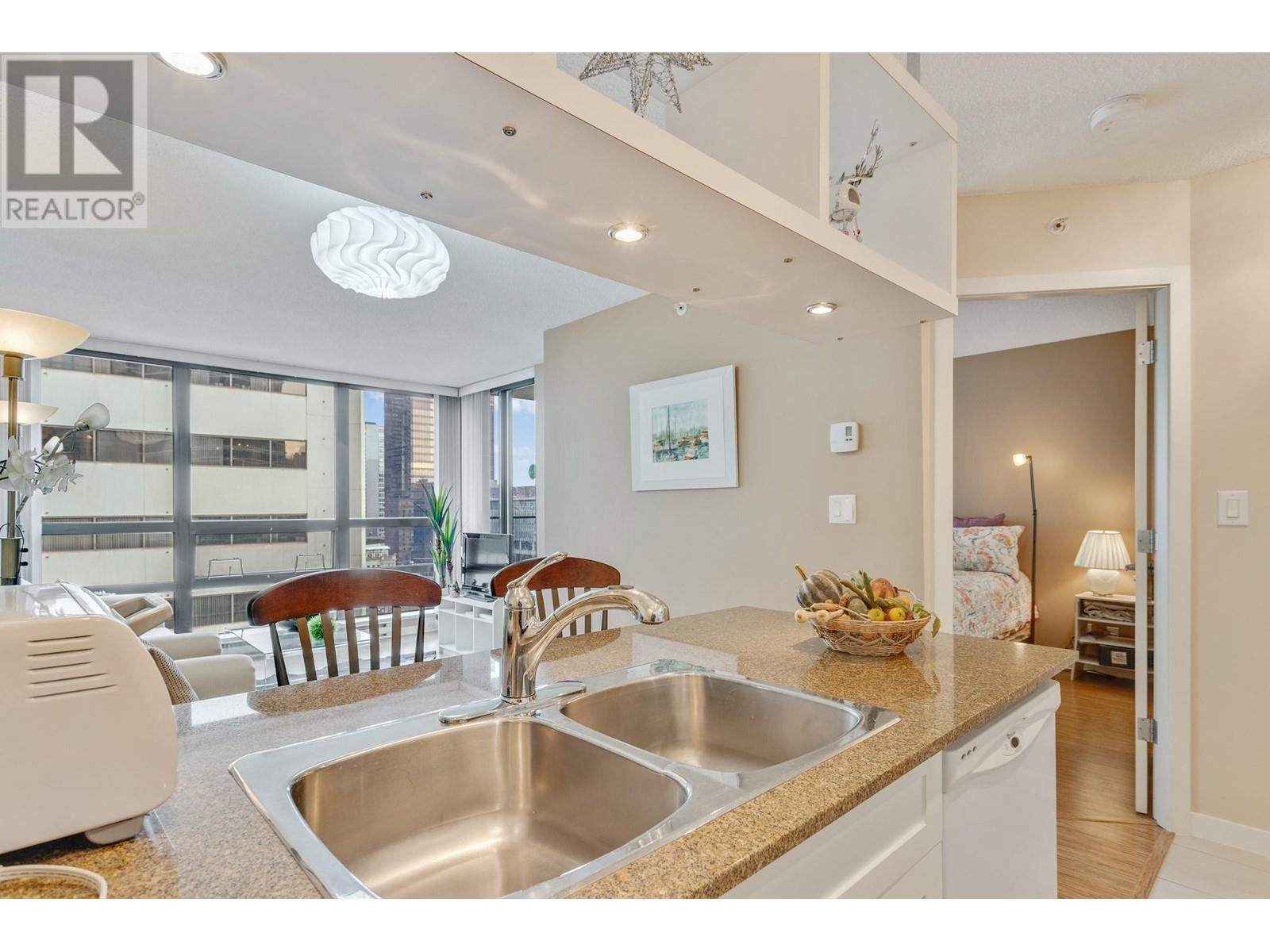 1227 933 Hornby Street, Vancouver, British Columbia  V6Z 3G4 - Photo 4 - R2843585