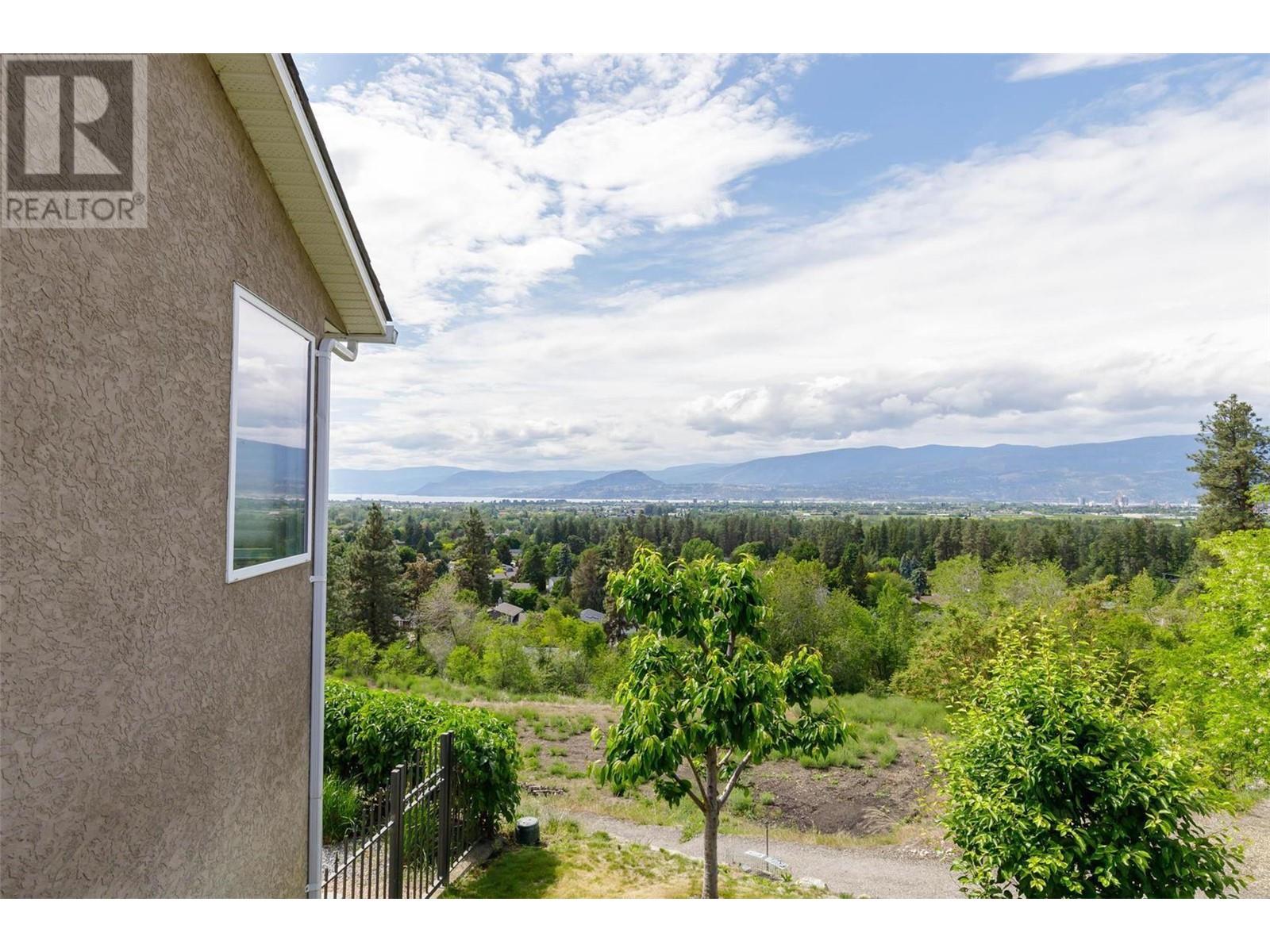 3380 Neid Road, Kelowna, British Columbia  V1W 4H5 - Photo 56 - 10302948