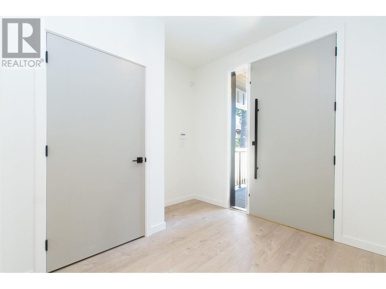 41727 Government Road, Squamish, British Columbia  V0N 1H0 - Photo 32 - R2843673