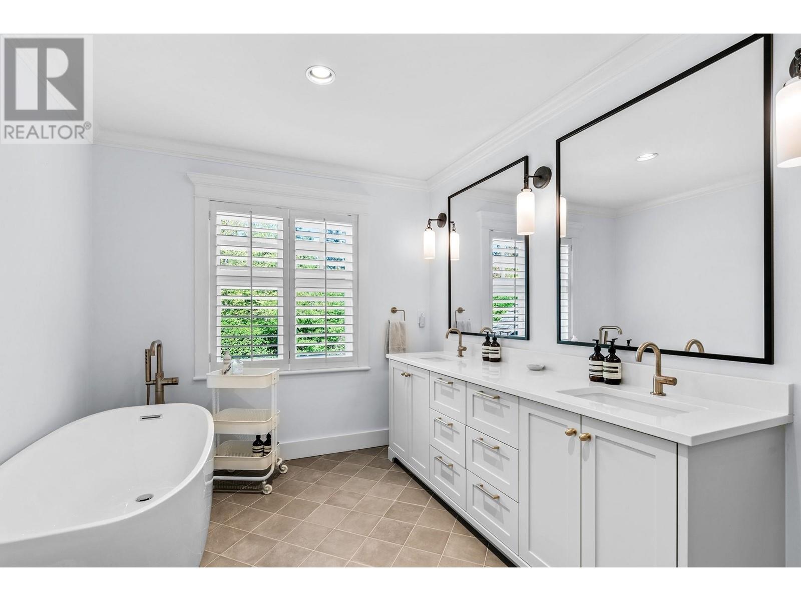 4638 Decourcy Court, West Vancouver, British Columbia  V7W 3J5 - Photo 21 - R2843621