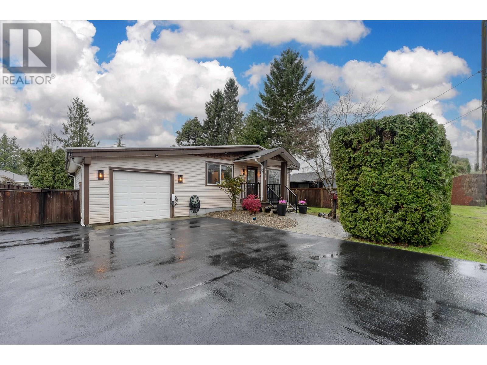 24814 121 Street, Maple Ridge, British Columbia  V4R 2A5 - Photo 2 - R2843677