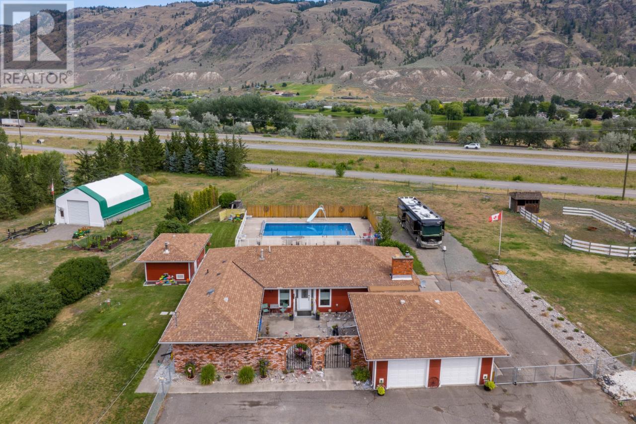 733 Durango Drive, Kamloops, British Columbia  V2C 6Y6 - Photo 14 - 176394