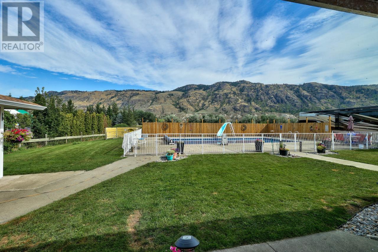 733 Durango Drive, Kamloops, British Columbia  V2C 6Y6 - Photo 17 - 176394