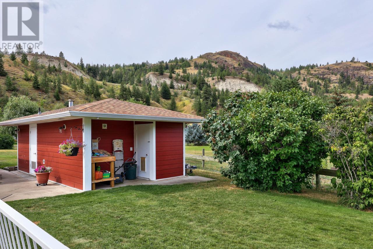 733 Durango Drive, Kamloops, British Columbia  V2C 6Y6 - Photo 28 - 176394