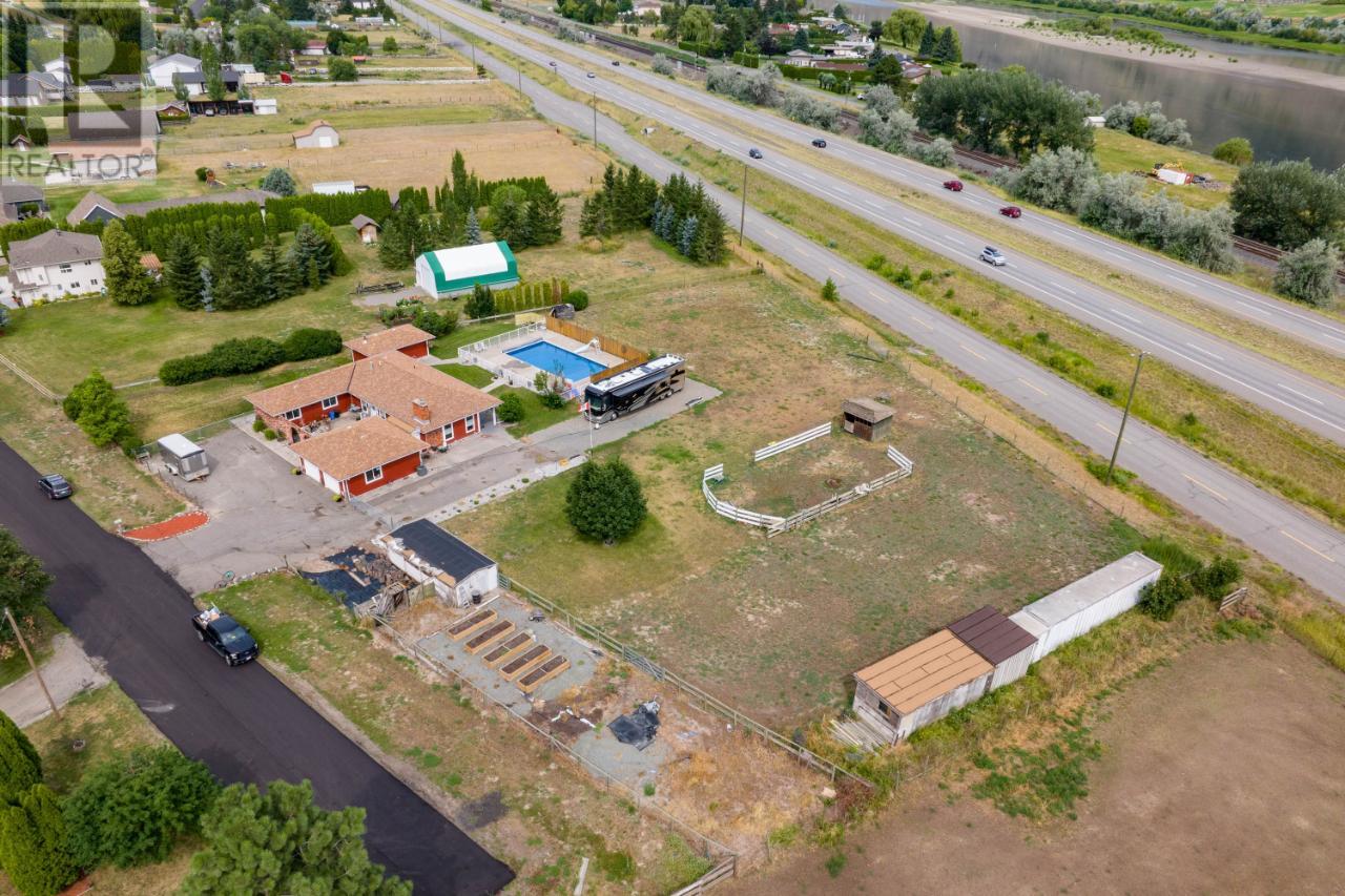733 Durango Drive, Kamloops, British Columbia  V2C 6Y6 - Photo 41 - 176394