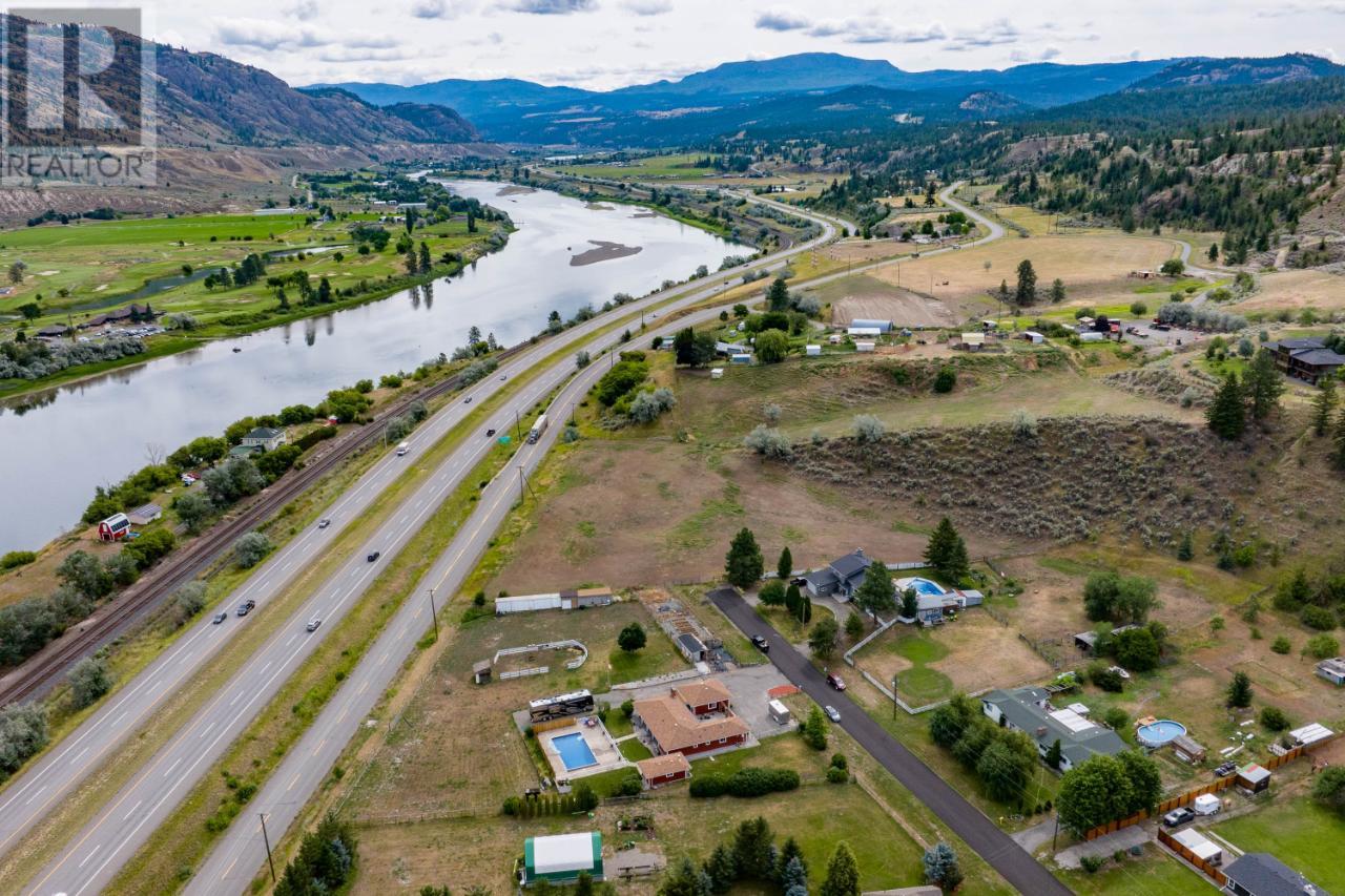 733 Durango Drive, Kamloops, British Columbia  V2C 6Y6 - Photo 49 - 176394