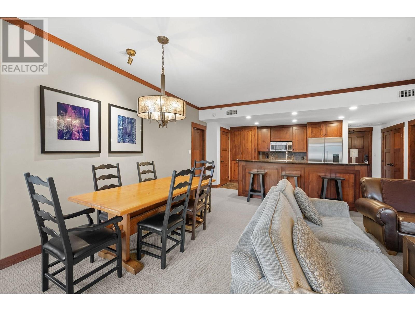 301 2202 Gondola Way, Whistler, British Columbia  V8E 0M7 - Photo 6 - R2843686