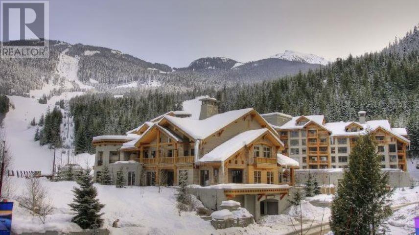 301 2202 Gondola Way, Whistler, British Columbia  V8E 0M7 - Photo 2 - R2843686