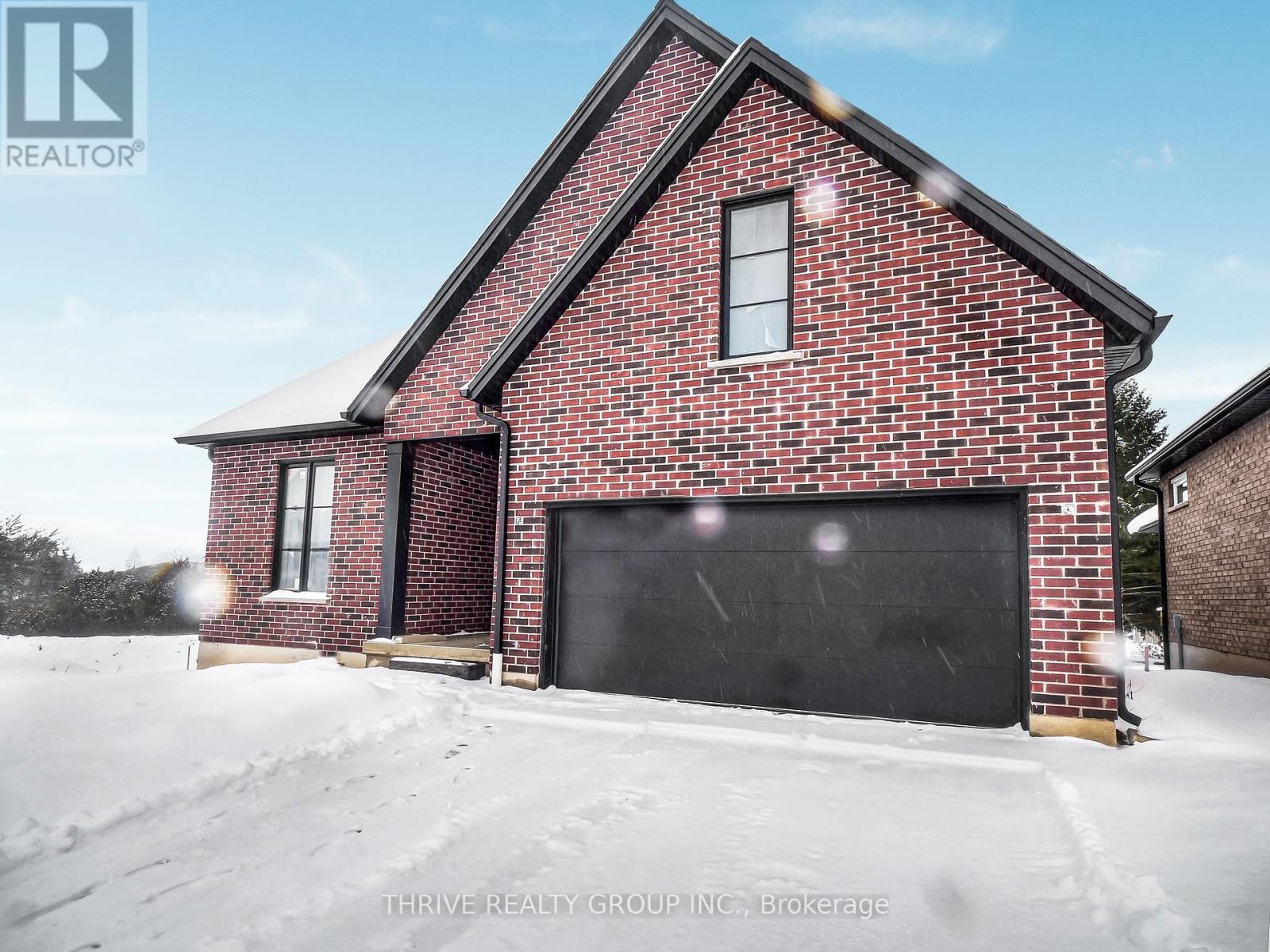 59 Basil Cres, Middlesex Centre, Ontario  N0M 2A0 - Photo 2 - X8020020