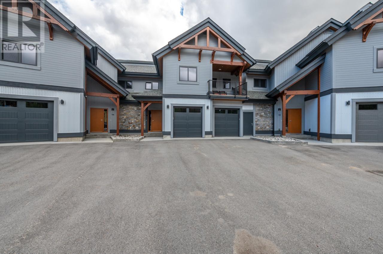 115 CLEARVIEW Crescent Unit# 200, penticton, British Columbia