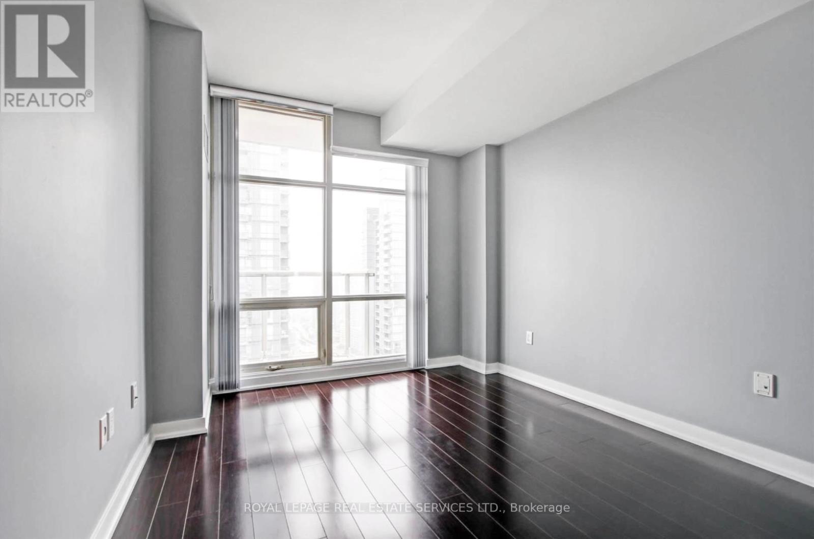 3802 - 35 Mariner Terrace, Toronto, Ontario  M5V 3V9 - Photo 16 - C8020478