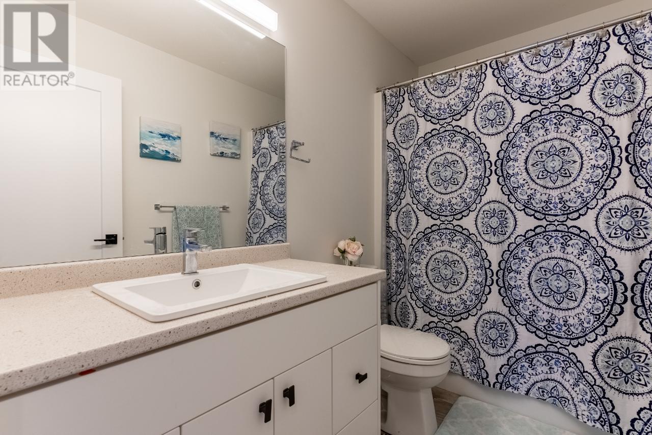 2738 Beachmount Cres, Kamloops, British Columbia  V2B 0E6 - Photo 23 - 176405