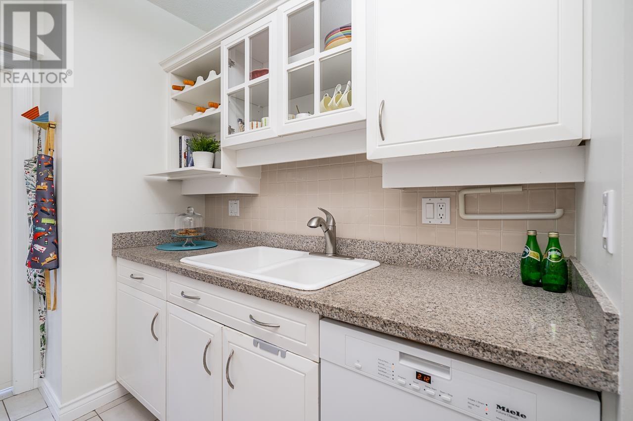 503 588 16th Street, West Vancouver, British Columbia  V7V 3R7 - Photo 15 - R2843974