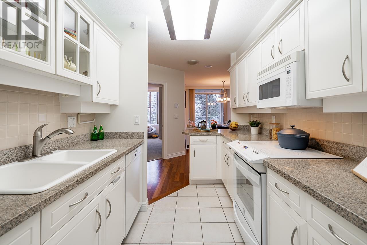 503 588 16th Street, West Vancouver, British Columbia  V7V 3R7 - Photo 16 - R2843974