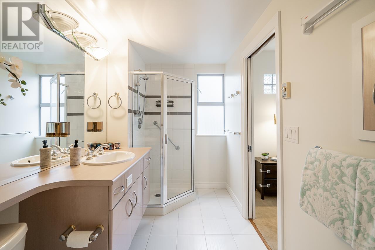 503 588 16th Street, West Vancouver, British Columbia  V7V 3R7 - Photo 21 - R2843974