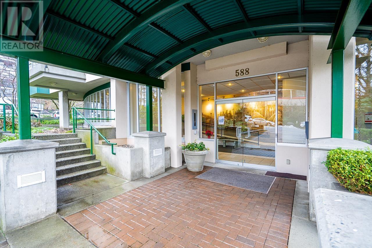503 588 16th Street, West Vancouver, British Columbia  V7V 3R7 - Photo 4 - R2843974