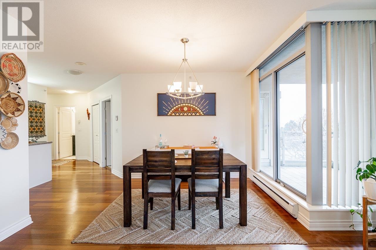 503 588 16th Street, West Vancouver, British Columbia  V7V 3R7 - Photo 9 - R2843974