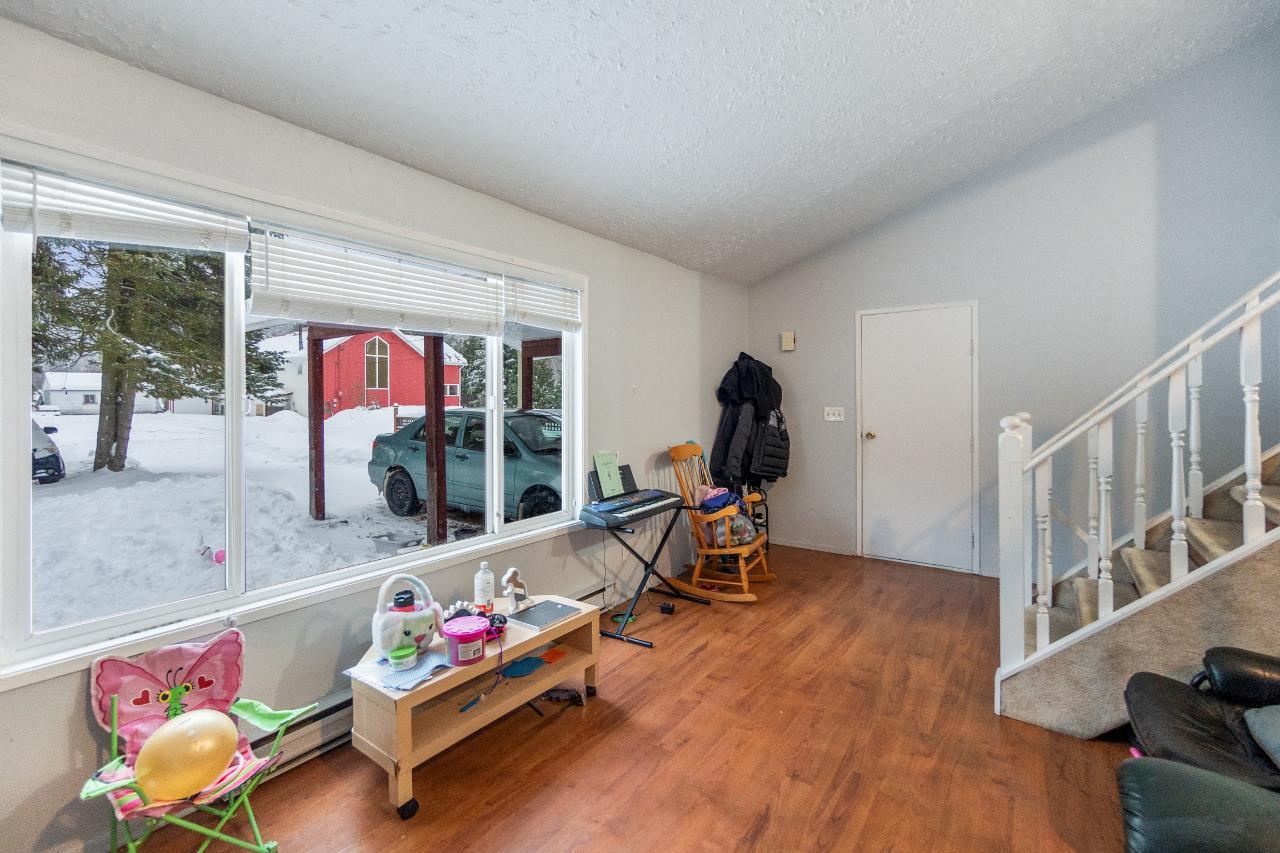 607 Christina Place, Castlegar, British Columbia  V1N 2K7 - Photo 7 - 2474674