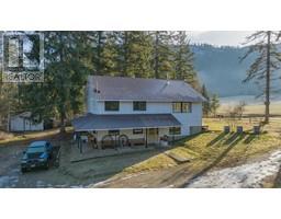 1185 Mabel Lake Road Lumby Valley, Lumby, Ca