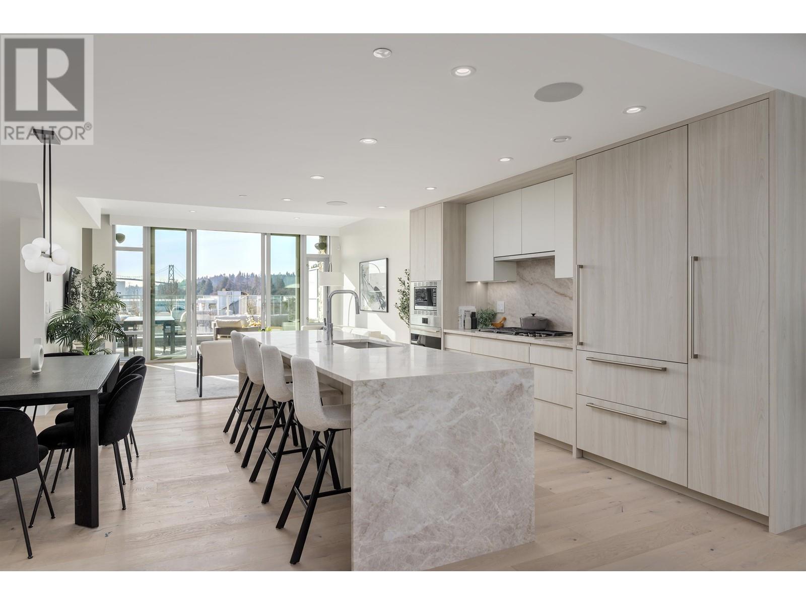 790 Arthur Erickson Place, West Vancouver, British Columbia  V7T 0B8 - Photo 2 - R2844201