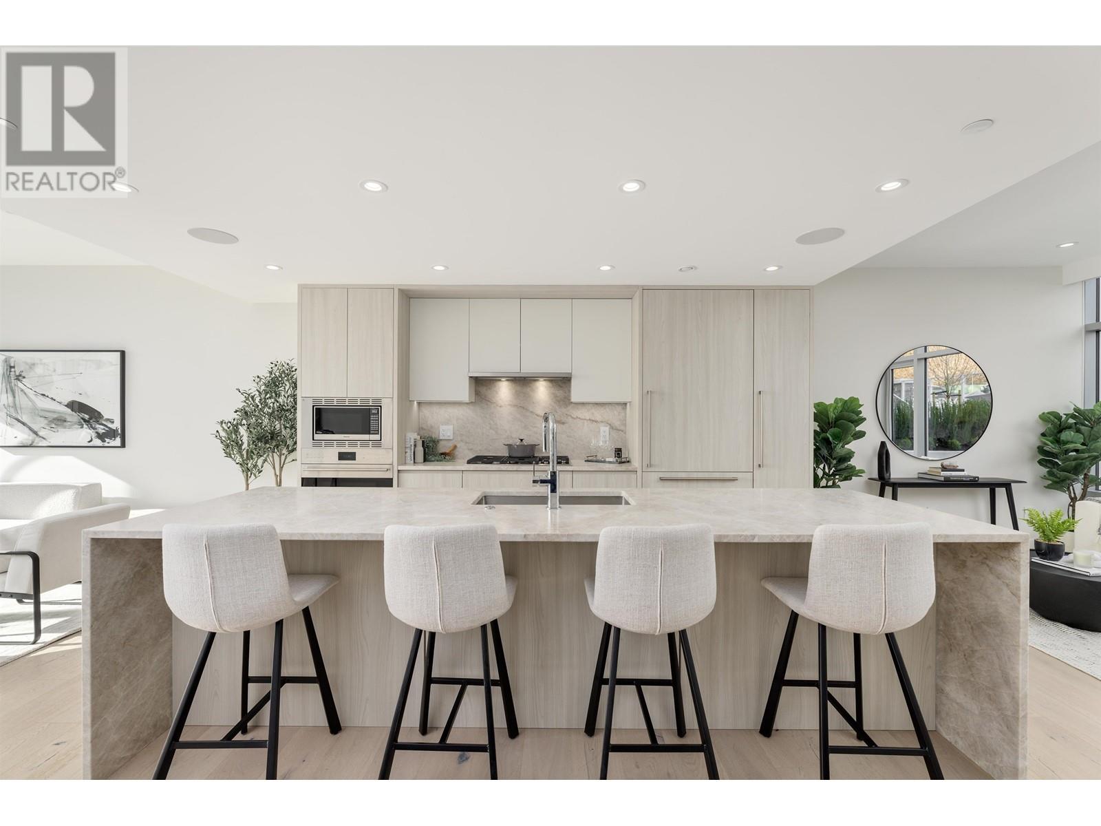 790 Arthur Erickson Place, West Vancouver, British Columbia  V7T 0B8 - Photo 3 - R2844201