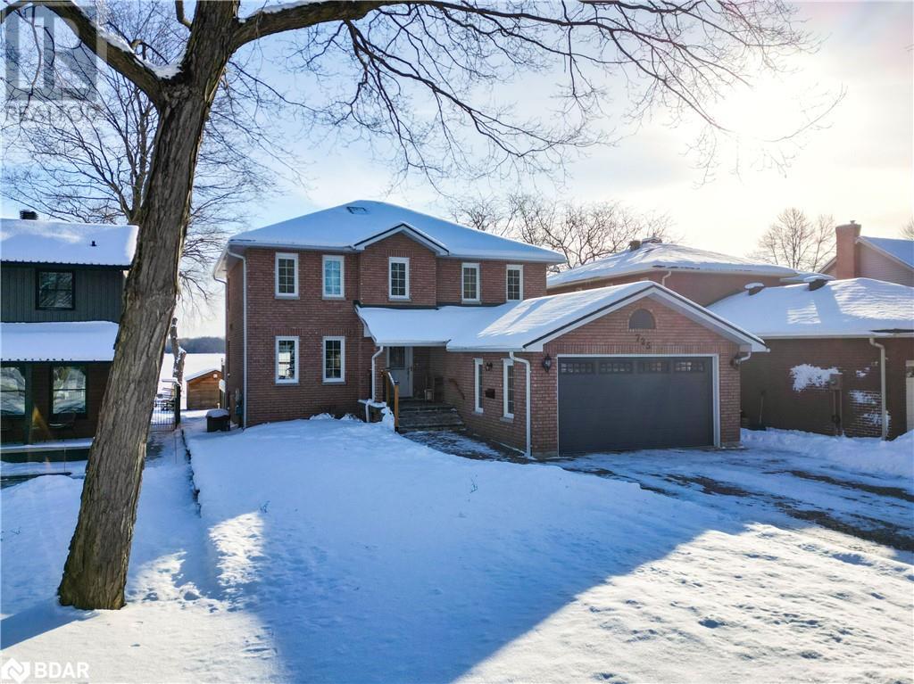 Orillia House for sale:  4 bedroom 3,254 sq.ft. (Listed 2024-01-26)